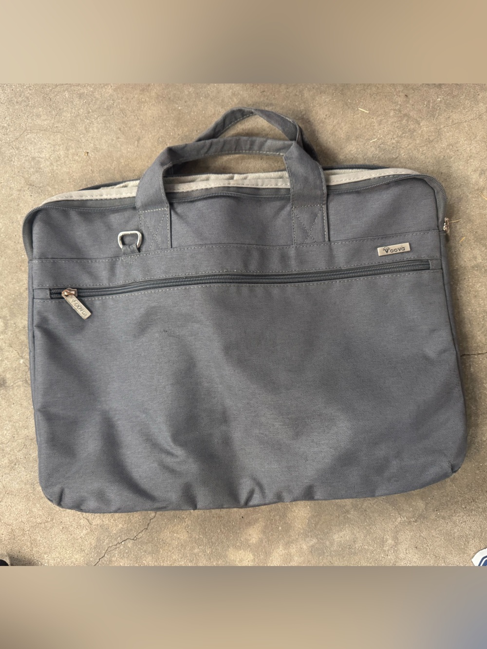 Voova Gray Laptop Bag 12”x17”